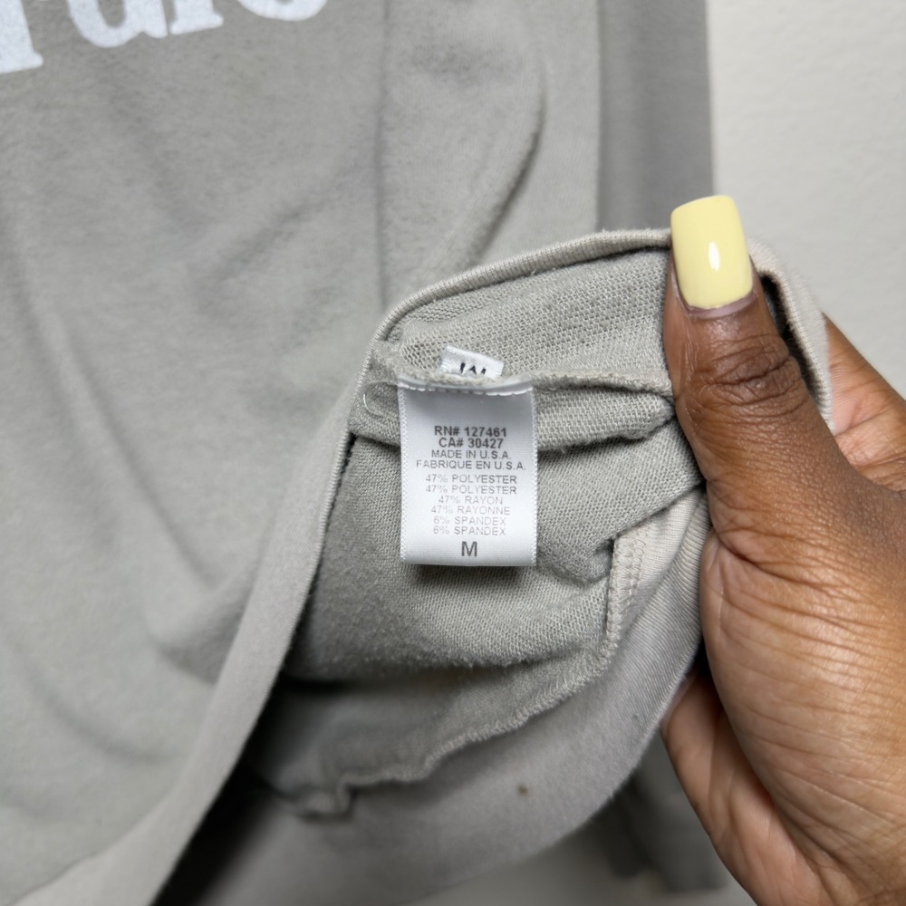 Wildfox Women Hoodie Medium Gray Shopping Is My Cardio Graphic Sweatshirt - Picture 4 of 12